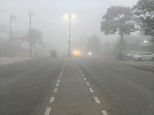 Public life is affected : सहारनपुर में कड़ाके की ठंड और घने कोहरे से जनजीवन प्रभावित, हालात हुए गंभीर