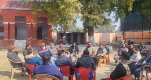 Serious brainstorming : सीतापुर: माध्यमिक शिक्षणेत्तर संघ की बैठक में कर्मचारियों के अधिकारों व समस्याओं पर गंभीर मंथन