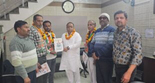 Administered membership : पूर्व भाजपा विधायक बिजेंद्र कुमार के भाई राजकुमार गौतम कांग्रेस में शामिल, राकेश त्यागी ने दिलाई सदस्यता