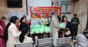 Nutrition Pouch : जनपद की एक और संस्था ने बढ़ाया सहयोग का हाथ, 35 टीबी रोगियों को मिली पोषण पोटली