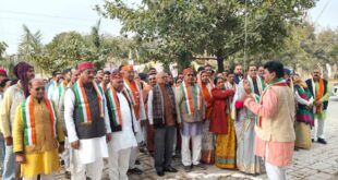 Faith was evident : 77वें गणतंत्र दिवस पर बांदा में विभिन्न स्थानों पर भव्य ध्वजारोहण, लोकतंत्र और संविधान के प्रति दिखी आस्था