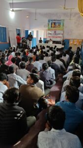 Reacted cautiously : लालसोट : विधिक जागरूकता शिविर में कानून की दी जानकारी, विद्यार्थियों को अधिकारों के प्रति किया सजग