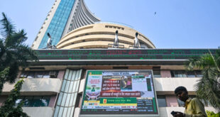 The stock market is booming : भारतीय शेयर बाजार बड़ी तेजी के साथ बंद, सेंसेक्स 943.52 अंक उछला