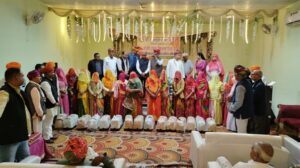 Sewing machines distributed : श्री राजपूत सभा अलवर का होली मिलन, महिलाओं को वितरित की गई सिलाई मशीन