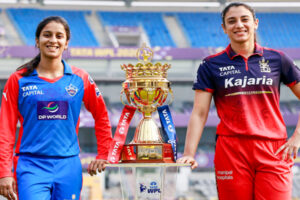 WPL 2026 : फाइनल: पहली ट्रॉफी की तलाश में दिल्ली कैपिटल्स, आमने-सामने होंगी जेमिमा-स्मृति