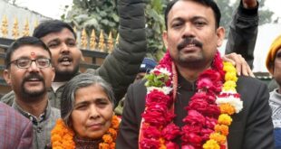 SC-ST : एक्ट खत्म कराने को लेकर आंदोलन का ऐलान, सस्पेंड PCS अधिकारी अलंकार अग्निहोत्री का बयान चर्चा में