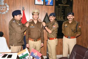 The third star was added : एसएसआई सिविल लाइन के.पी. सिंह को मिली पदोन्नति, निरीक्षक बनने पर वरिष्ठ अधिकारियों ने लगाया तीसरा स्टार