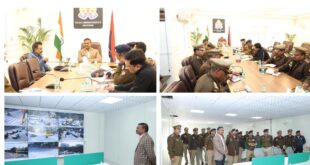 Inspection of the center : गाजियाबाद में यातायात व्यवस्था सुधार हेतु पुलिस मुख्यालय में गोष्ठी का आयोजन, पुलिस आयुक्त ने किया ट्रैफिक कमाण्ड सेंटर का निरीक्षण