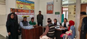 Screening camp : टीबी एवं कैंसर के संयुक्त स्क्रीनिंग शिविरों का हुआ शुभारंभ जनपद में सौ से अधिक स्थानों पर लगाए जाएंगे निःशुल्क स्क्रीनिंग शिविर