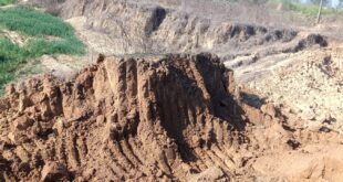 A complaint was filed : किसान पर खनन माफिया का जानलेवा हमला: पुलिस की शह पर सरेआम अवैध खनन, पीड़ित ने 112 पर शिकायत दर्ज कराई