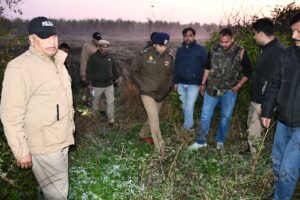 Policeman injured : मुजफ्फरनगर पुलिस मुठभेड़ में एक लाख रुपये का इनामी अपराधी ढेर, चार पुलिसकर्मी घायल