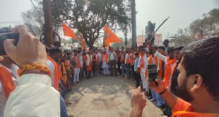 The workers resolved : आगरा में शिवाजी जयंती पर निकली भव्य रैली, कार्यकर्ताओं ने लिया संकल्प ?