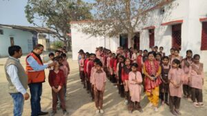 Mahabhiyan organized : फतेहपुर में डॉ सत्यनारायण सेवा फाउंडेशन के तहत चिकनपॉक्स बचाव महाभियान आयोजित