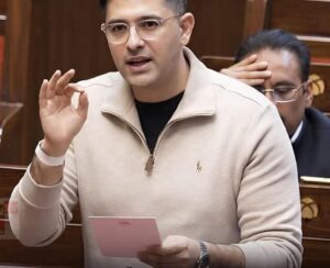 Why is the fee not refunded : राघव चढ्ढा ने उठाया सवाल: “नौकरी नहीं तो फीस रिफंड क्यों नहीं