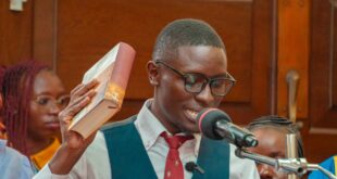 Sanatan reaches global : केली कैलेब ने मोम्बासा में भगवद गीता पर शपथ ली, सनातन वैश्विक पहुंचा