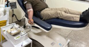 Blood donation after breaking the fast : दून पुलिस ने फिर निभाया मानवता का धर्म: रोजा तोड़कर किया रक्तदान