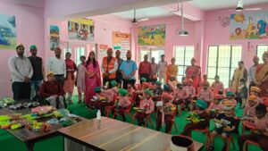 Celebration of Holi festival : फतेहपुर में दिव्यांग बच्चों के बीच होली महोत्सव का आयोजन