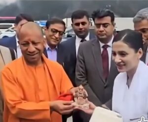 Esperienza maravigliosa : जापान में जैन धर्म का प्रभाव और योगी आदित्यनाथ के साथ जापानी श्रद्धालु का अद्भुत अनुभव