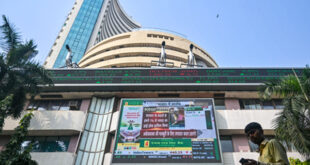 IT stocks fall : भारतीय शेयर बाजारों में मामूली बढ़त, एंथ्रोपिक के ऐलान से आईटी शेयरों में गिरावट