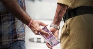 Arrested for Accepting a Bribe : अलवरः कठूमर में घूसखोर पुलिसकर्मी और दलाल 20 हजार रुपए की रिश्वत लेते गिरफ्तार