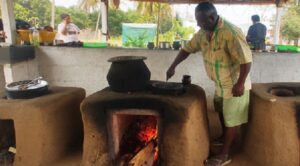 Hotel industry in Chennai : एलपीजी की कमी से चेन्नई में होटल उद्योग डगमगाया, सीमित मेन्यू के साथ चल रही रसोई