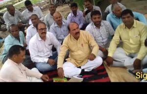 Memorandum sent to the Chief Minister : मांगों को लेकर जिला अधिकारी कार्यालय पर धरना-प्रदर्शन, मुख्यमंत्री को भेजा गया ज्ञापन