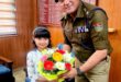 A little girl : नन्ही मुस्कान और खाकी का सम्मान: जब देहरादून की एक छोटी बच्ची ने एसएसपी से मिलकर जताया पुलिस के प्रति आभार