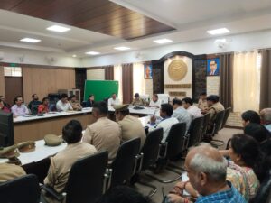 Hapur Administration : UP SI भर्ती परीक्षा को लेकर हापुड़ प्रशासन अलर्ट: 9 केंद्रों पर कड़ी सुरक्षा, CCTV और जैमर से होगी निगरानी