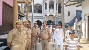 Worshippers Included : खेतासराय-मानी कला में अलविदा जुमे की नमाज शांति से अदा, कड़ी सुरक्षा में हजारों नमाजी शामिल ?