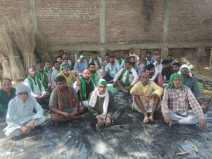 Preparations for the Maha Panchayat : बहुआ ब्लाक मेवली ग्राम सभा में किसानों की बैठक: महा पंचायत की तैयारी