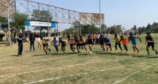 Athletics Competition : हापुड़ में जिला स्तरीय एथलेटिक्स प्रतियोगिता संपन्न, खिलाड़ियों ने दिखाया दमखम
