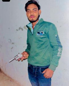 A Police Station Matter : मुजफ्फरनगर में युवाओं का अवैध हथियारों के साथ सोशल मीडिया पर दिखावा: तितावी थाने का मामला