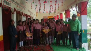 Oath of Protection : विश्व गौरैया दिवस पर उच्च प्राथमिक विद्यालय सिठमरा में जागरूकता कार्यक्रम, बच्चों ने ली संरक्षण की शपथ