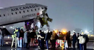Several injured : न्यूयॉर्क के ला गार्डिया एयरपोर्ट पर एयर कनाडा एक्सप्रेस विमान और ट्रक की टक्कर, कई घायल