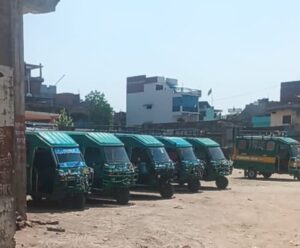 Devastated and Responsible Silence : फतेहपुर में अवैध स्टैंड माफिया का बोलबाला: ट्रैफिक व्यवस्था ध्वस्त और जिम्मेदार मौन