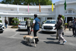 Security Alert Issued : दिल्ली विधानसभा को बम धमकी: ईमेल में 16 RDX IED लगाने का दावा, सुरक्षा अलर्ट जारी