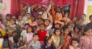 The Temple Complex Resounded : राम जन्मोत्सव पर कन्या पूजन और भक्ति की बयार, जयकारों से गूंजा मंदिर परिसर