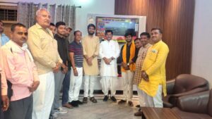 Maa Madhi Dai Temple : बारात भवन निर्माण एवं मां मढ़ी दाई मंदिर की छत हेतु अनुदान के लिए ज्ञापन सौंपा गया