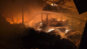 Found to be normal  : हापुड़ में फैक्ट्री में आग की घटना, गैस सिलेंडर की मौजूदगी से मचा हड़कंप, जांच में स्थिति सामान्य पाई गई