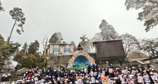 Participated enthusiastically : दार्जिलिंग में ईसीआई के मतदाता जागरूकता वॉकथॉन का आयोजन, लोगों ने बढ़-चढ़कर लिया हिस्सा