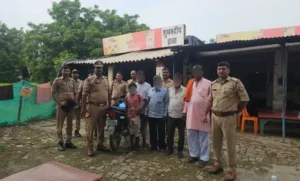 Reward Announced : खागा में गंभीर प्रकरण पर पुलिस की त्वरित कार्रवाई, लापरवाह थाना प्रभारी लाइन हाजिर, दो आरोपी हिरासत में, एक पर इनाम घोषित