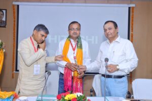 Distinguished Honor : उत्कृष्ट सेवा सम्मान समारोह में डॉ अनुराग श्रीवास्तव को समाजसेवा के लिए मिला गौरवपूर्ण सम्मान