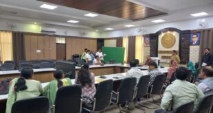 Strict rules : आईजीआरएस शिकायतों के गुणवत्ता पूर्ण निस्तारण हेतु जिलाधिकारी की सख्ती, अधिकारियों को दिए सख्त निर्देश