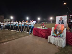 Bike also caught in the crossfire : सीतापुर में भीषण सड़क हादसा: भूसे से लदे ट्रक और पिकअप की टक्कर में तीन की दर्दनाक मौत, बाइक भी चपेट में