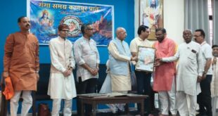 Received Appreciation : पर्यावरण पानी पेड़ पहरूवा प्रवीण पांडेय हुए सम्मानित पानी पर्यावरण संरक्षण में उत्कृष्ट कार्यों को मिली सराहना