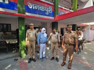 Shocked by the action : सहारनपुर में रिश्वत लेते कृषि विभाग कर्मचारी गिरफ्तार, एंटी करप्शन टीम की बड़ी कार्रवाई से हड़कंप