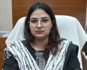 New District Magistrate : सुल्तानपुर की बहू आईएएस कविता मीणा बनीं हापुड़ की नई जिलाधिकारी, विकास को मिलेगी नई गति