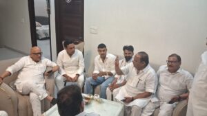 Protests against leaders intensify : नोएडा में कांग्रेस प्रदेश अध्यक्ष अजय राय की गिरफ्तारी पर हापुड़ नेताओं का विरोध तेज