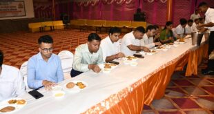 Increased Mutual Unity : मुजफ्फरनगर पुलिस लाइन्स में प्रशिक्षु आरक्षियों के लिए पारंपरिक बड़ा खाना आयोजन, बढ़ी आपसी एकता