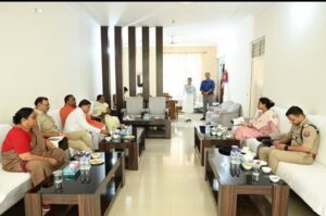 Instructions for Disposal : जिला प्रशासन और जनप्रतिनिधियों की अहम बैठक, जनसमस्याओं के त्वरित निस्तारण के निर्देश